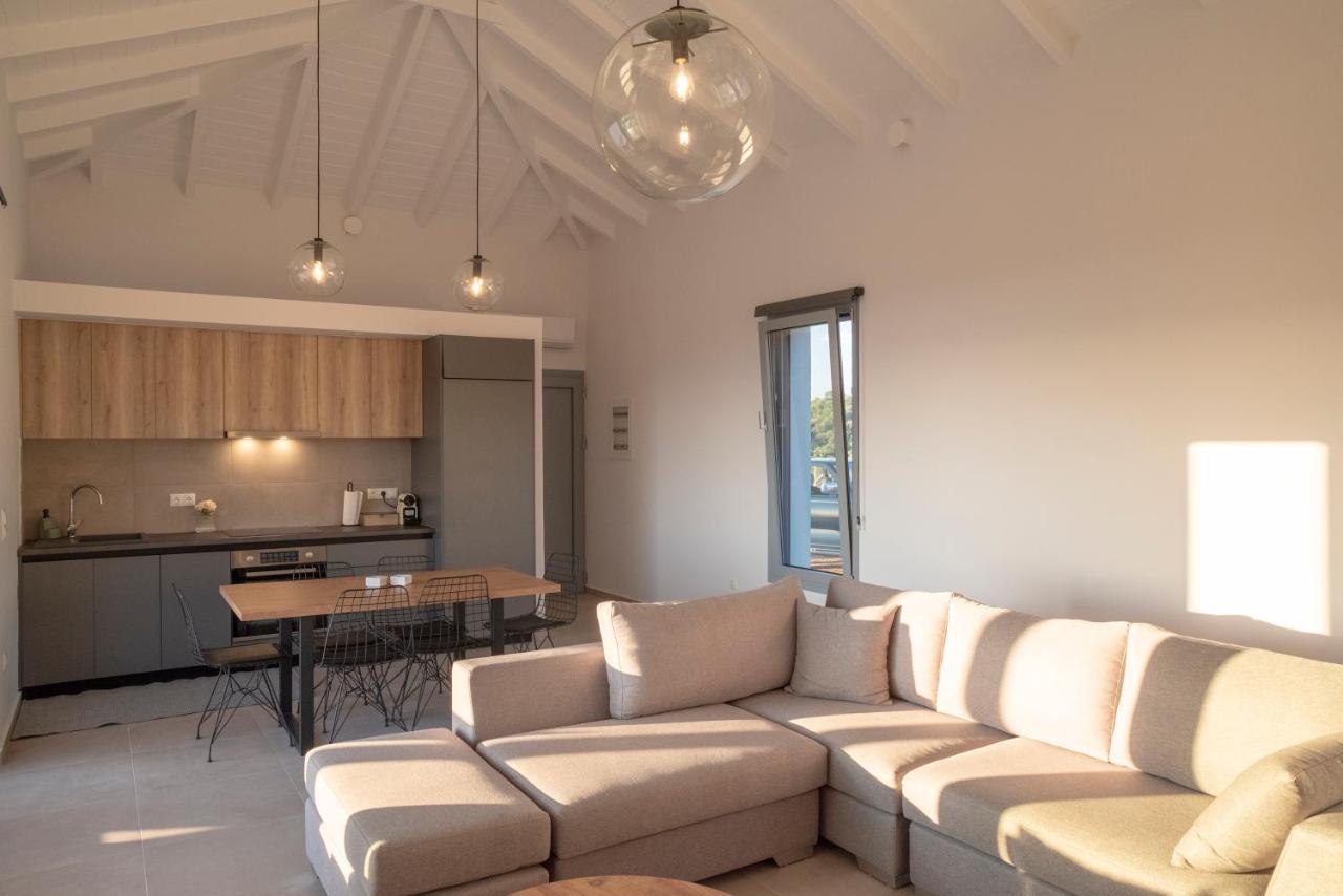 Sunset Luxury Villa Akritochori  ภายนอก รูปภาพ