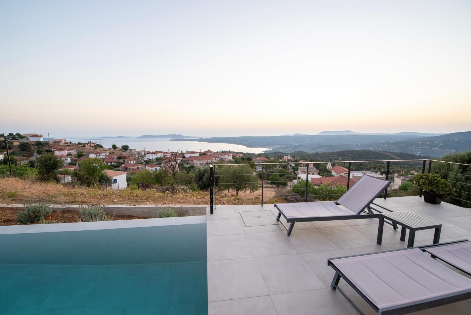 Sunset Luxury Villa Akritochori  ภายนอก รูปภาพ